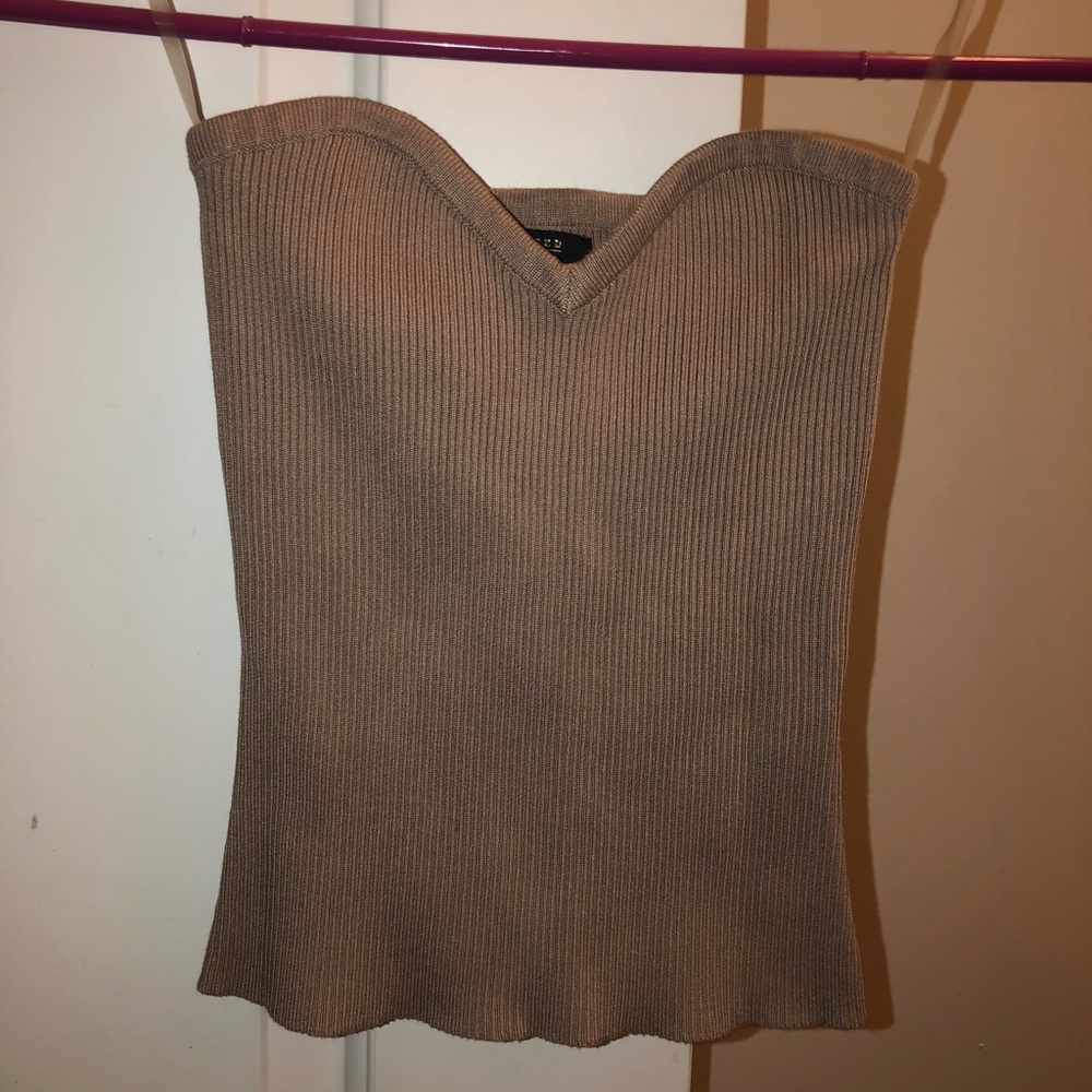Cute tanned Strapless tube top